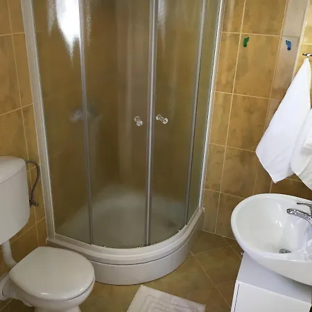 Lägenhet By The Sea Razanj, - 13507