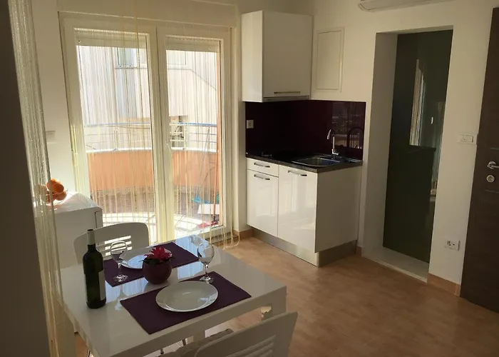 By The Sea Razanj, - 13507 דירה *