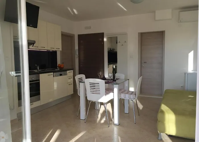 דירה By The Sea Razanj, - 13507 רוגוזניצה